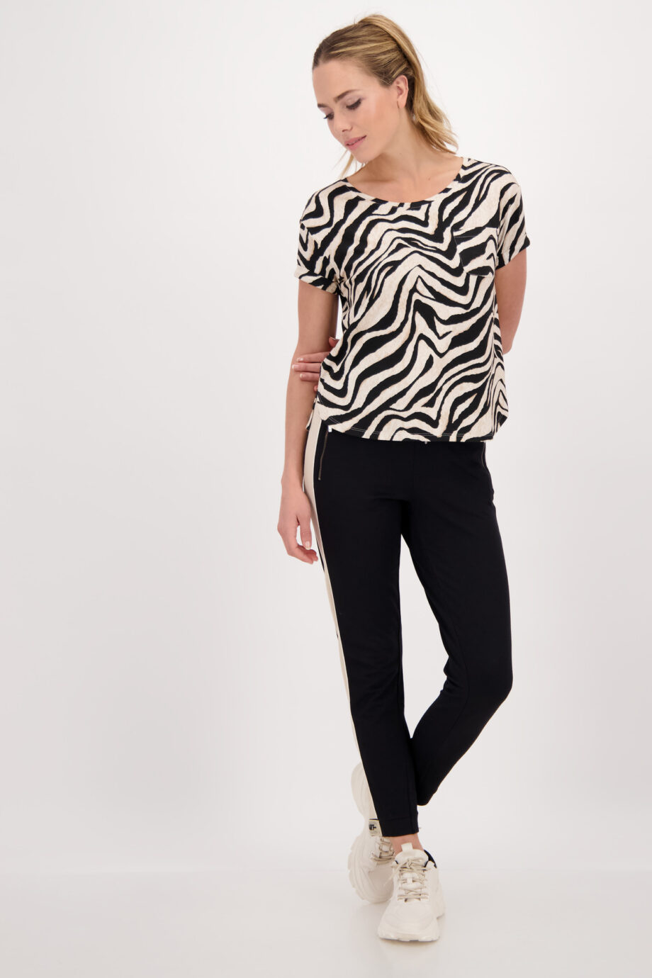 MONARI Animal print T Shirt mit Tasche