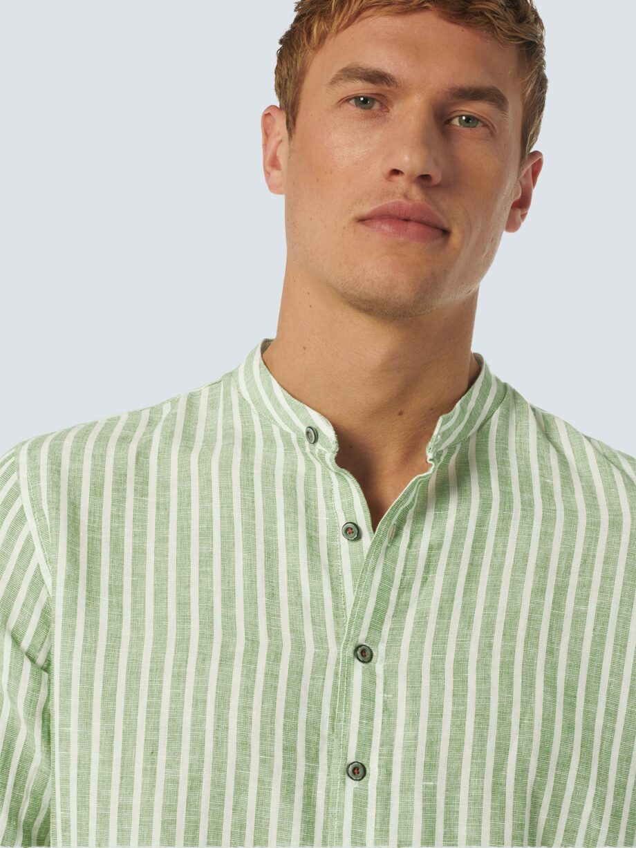 NO EXCESS Herren Shirt mit Streifenmuster in Blau und Grün - cloud und green