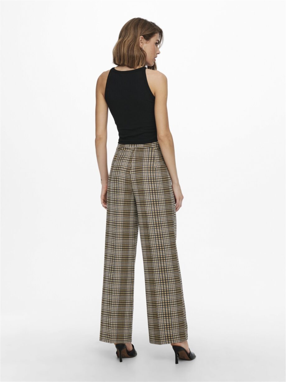 ONLY Damen Sim Fit Top EMMA in verschiedenen Farben