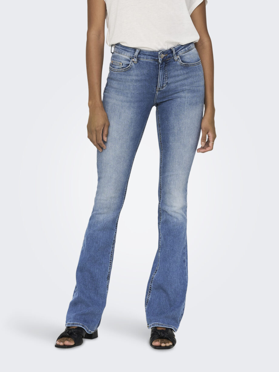 ONLY Damenjeans Blush Mid Flared in light blue denim