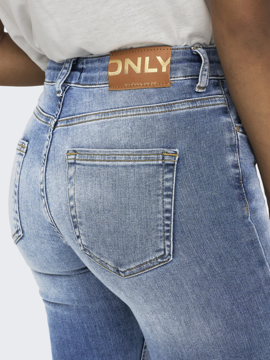 ONLY Damenjeans Blush Mid Flared in light blue denim