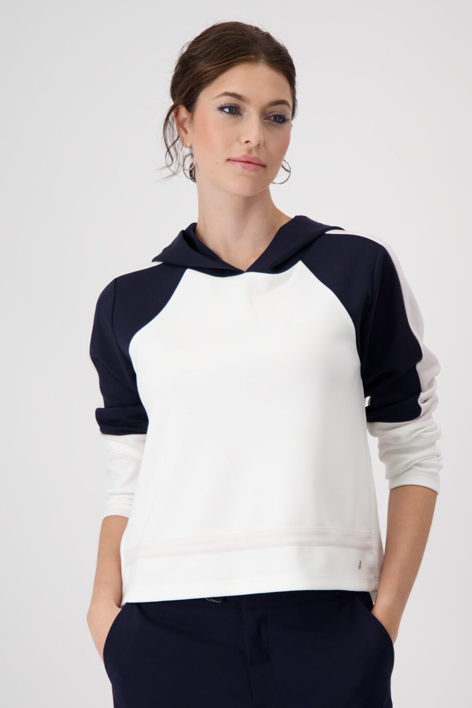 MONARI Damen Sweatshirt mit Kapuze in Blau Weiß