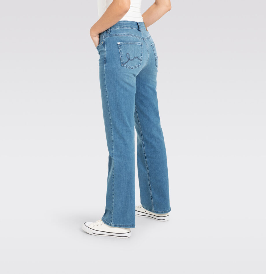 MAC Damenjeans LAURA, ausgestellte Jeans, Stretch in hellblau und dunkelblau