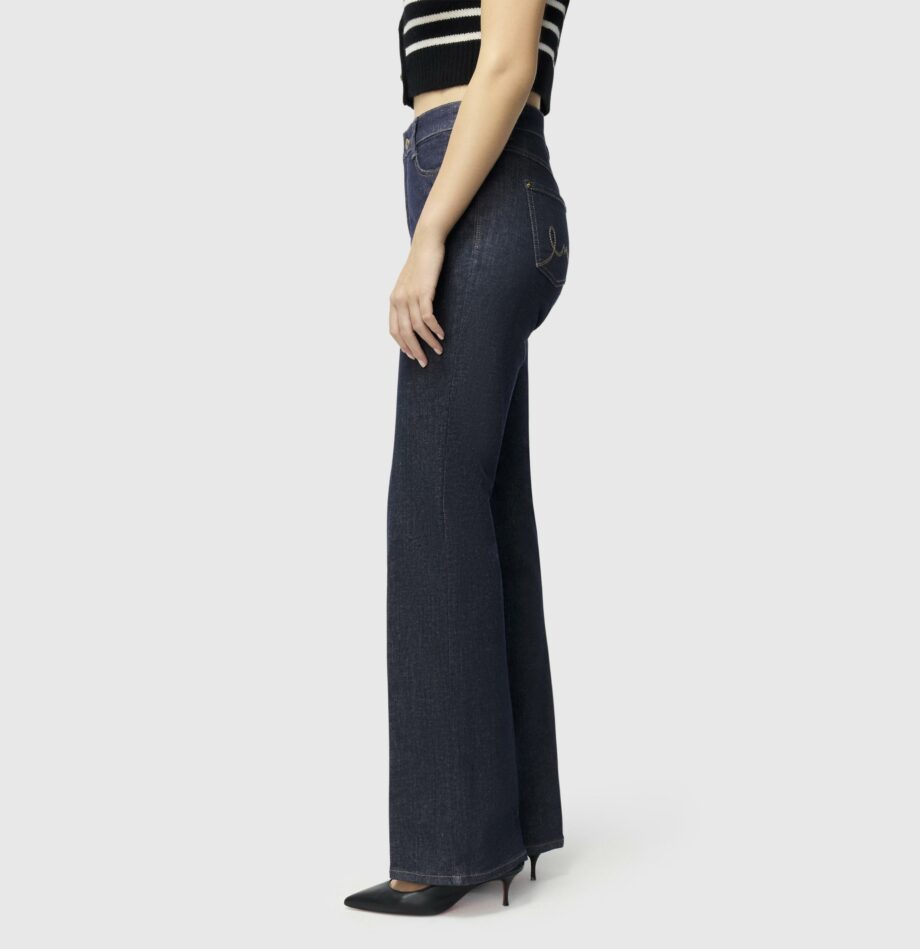 MAC Damenjeans LAURA, ausgestellte Jeans, Stretch in hellblau und dunkelblau