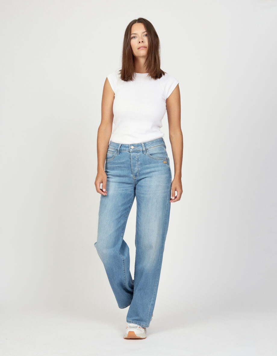 GANG Damenjeans 94JUL - comfort straight fit in magic light blue