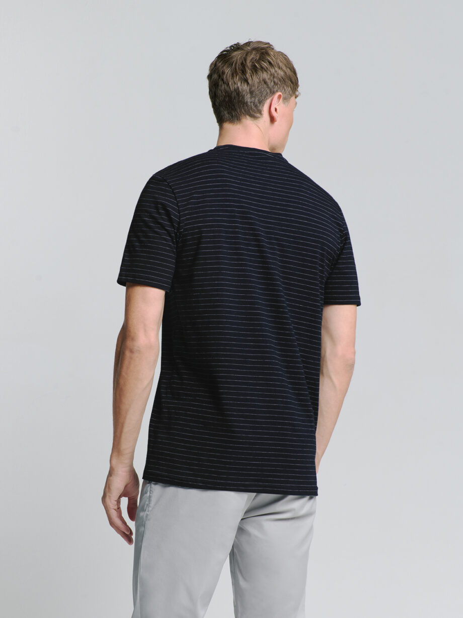 NO EXCESS Herren T-Shirt mit Rundhalsausschnitt in Dunkelblau mit feinem Streifenmuster